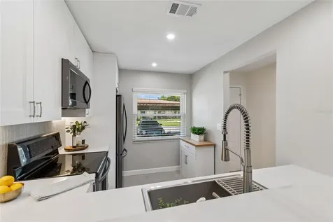 10780 43rd Street N Clearwater FL 33762