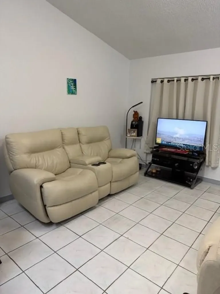 9943 Burl Way Orlando FL 32817