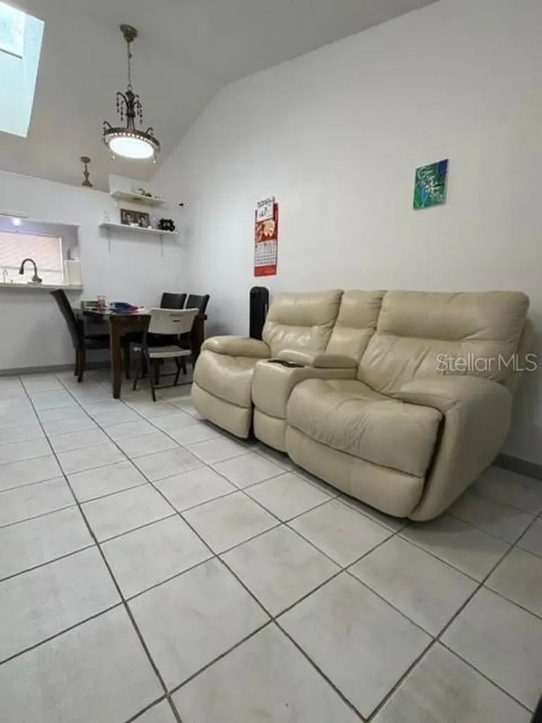 9943 Burl Way Orlando FL 32817