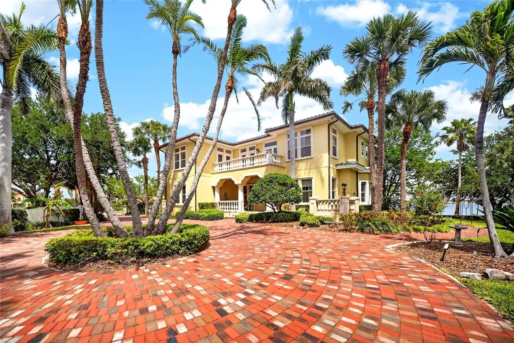 115 18th Street Belleair Beach FL 33786