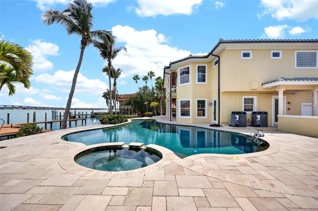 115 18th Street Belleair Beach FL 33786