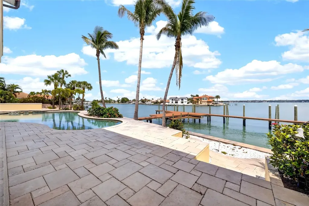 115 18th Street Belleair Beach FL 33786