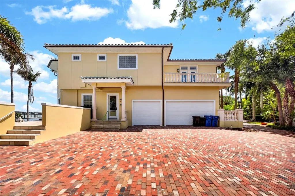 115 18th Street Belleair Beach FL 33786