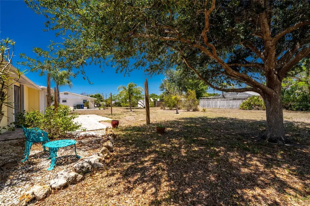 650 Leach Street Englewood FL 34223