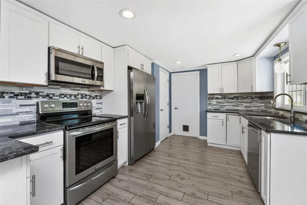 650 Leach Street Englewood FL 34223