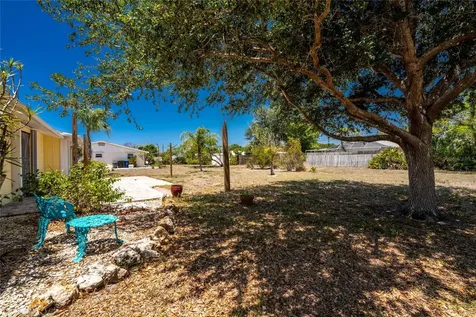 650 Leach Street Englewood FL 34223