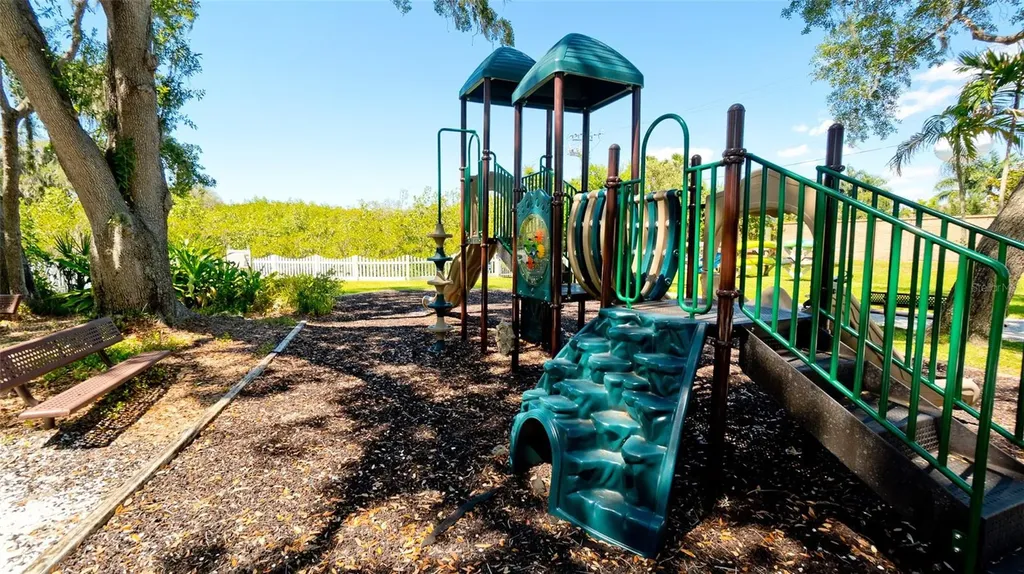 540 Mast Drive Bradenton FL 34208