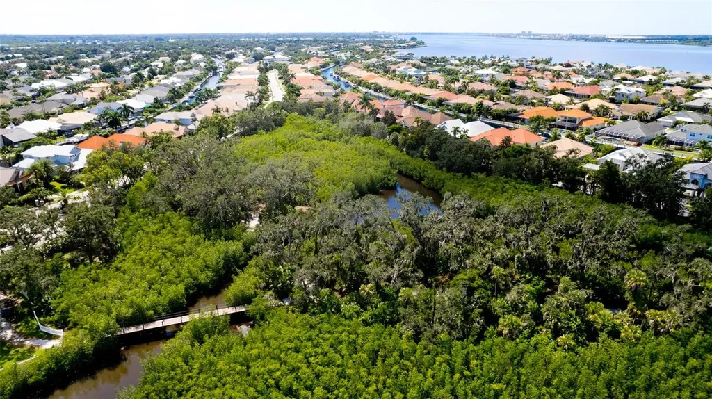 540 Mast Drive Bradenton FL 34208