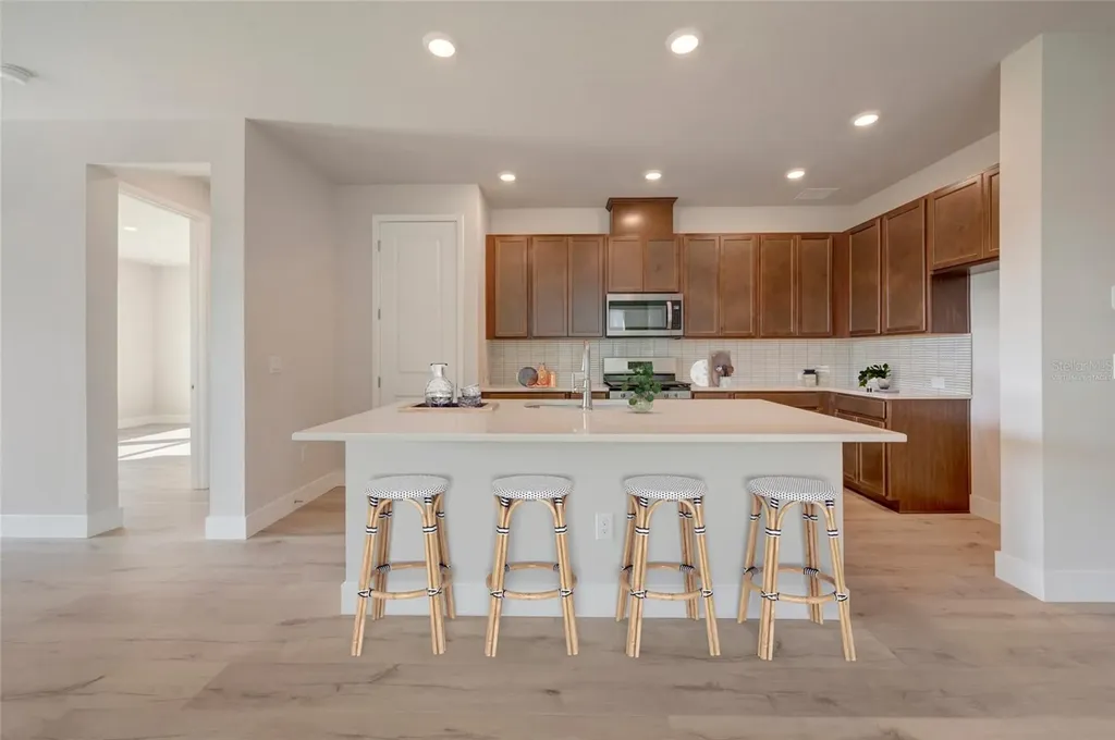 5152 Creek Sand Drive Apollo Beach FL 33572
