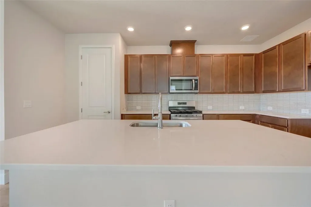 5152 Creek Sand Drive Apollo Beach FL 33572