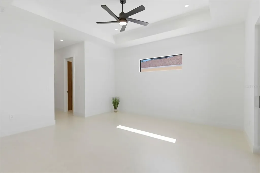 2739 SW 42nd Lane Cape Coral FL 33914