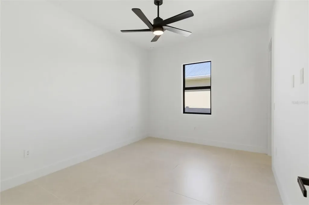 2739 SW 42nd Lane Cape Coral FL 33914