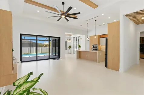 2739 SW 42nd Lane Cape Coral FL 33914