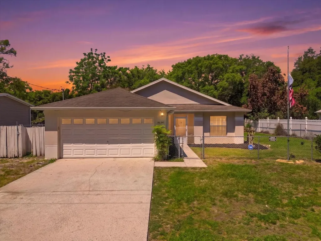 9654 3rd Avenue Orlando FL 32824