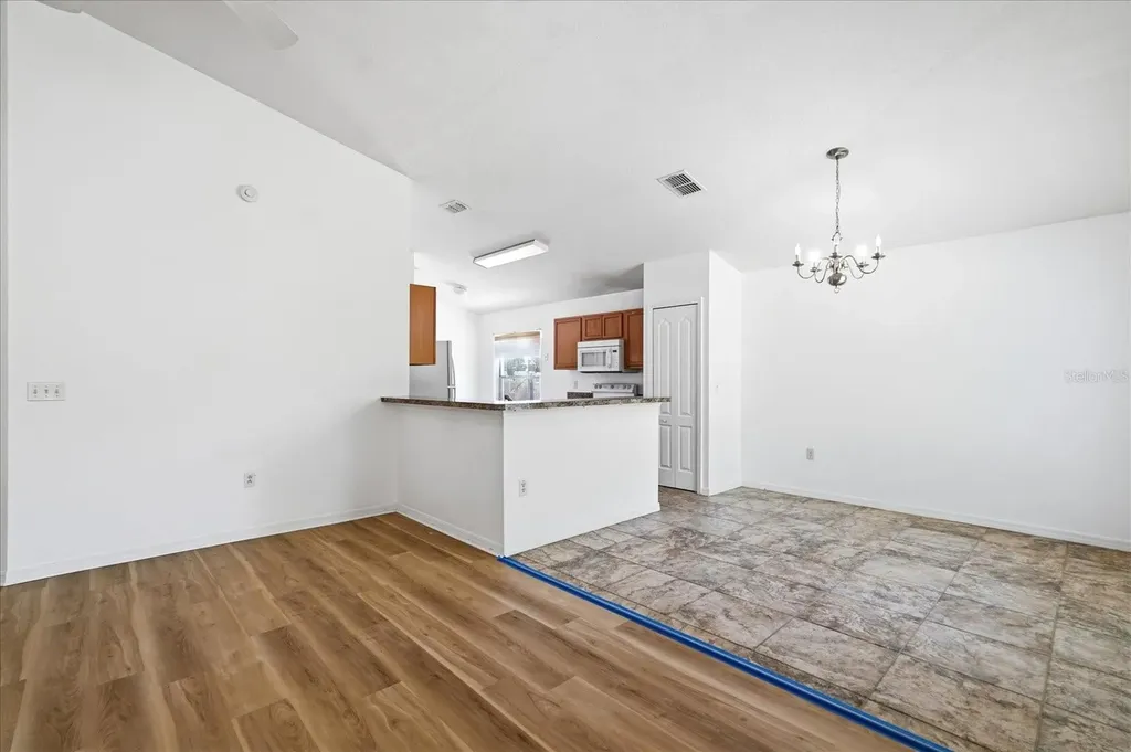 9654 3rd Avenue Orlando FL 32824