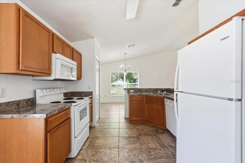 9654 3rd Avenue Orlando FL 32824