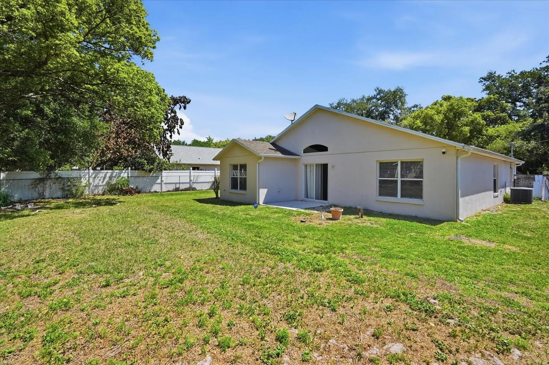 9654 3rd Avenue Orlando FL 32824