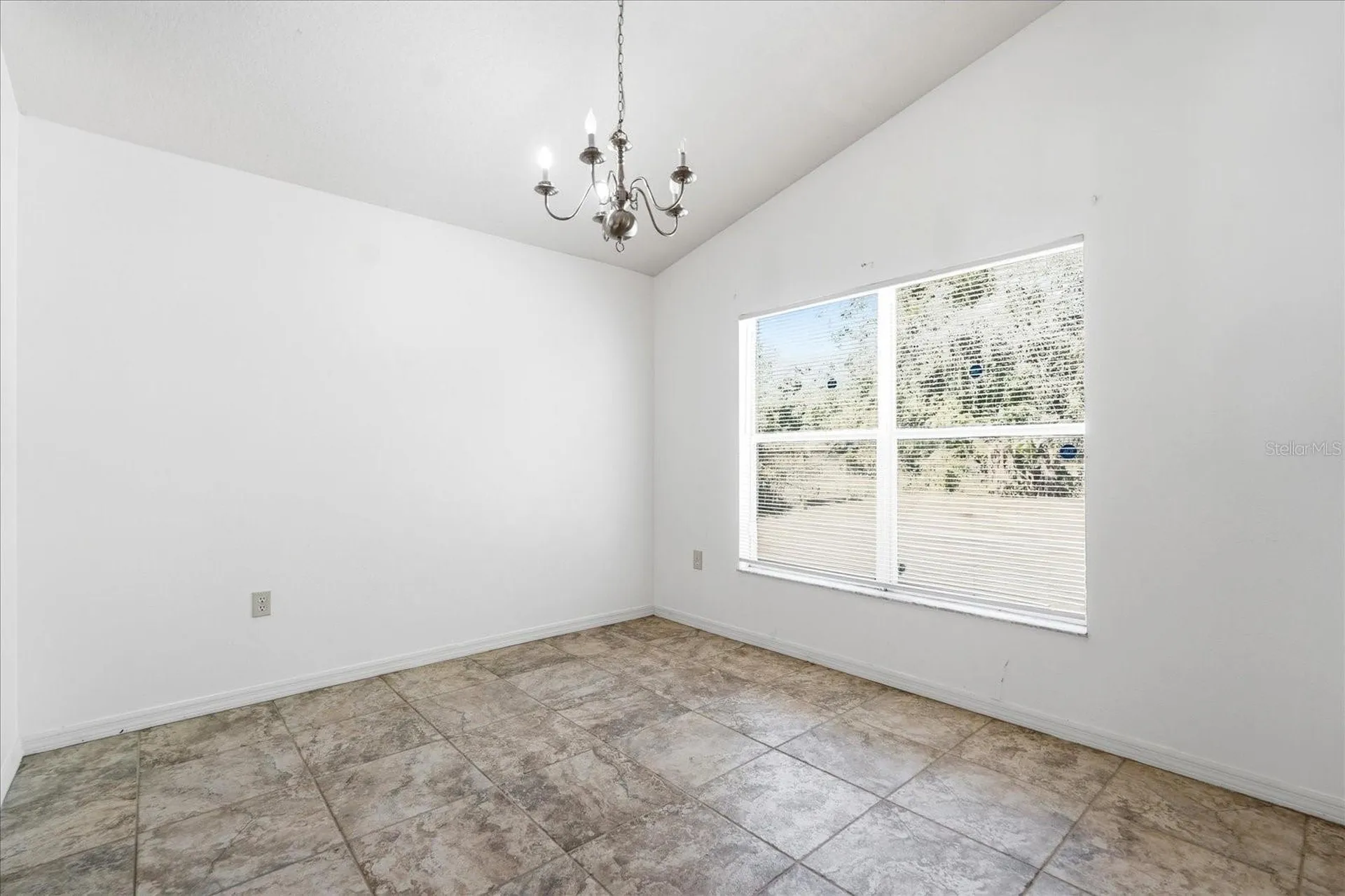 9654 3rd Avenue Orlando FL 32824