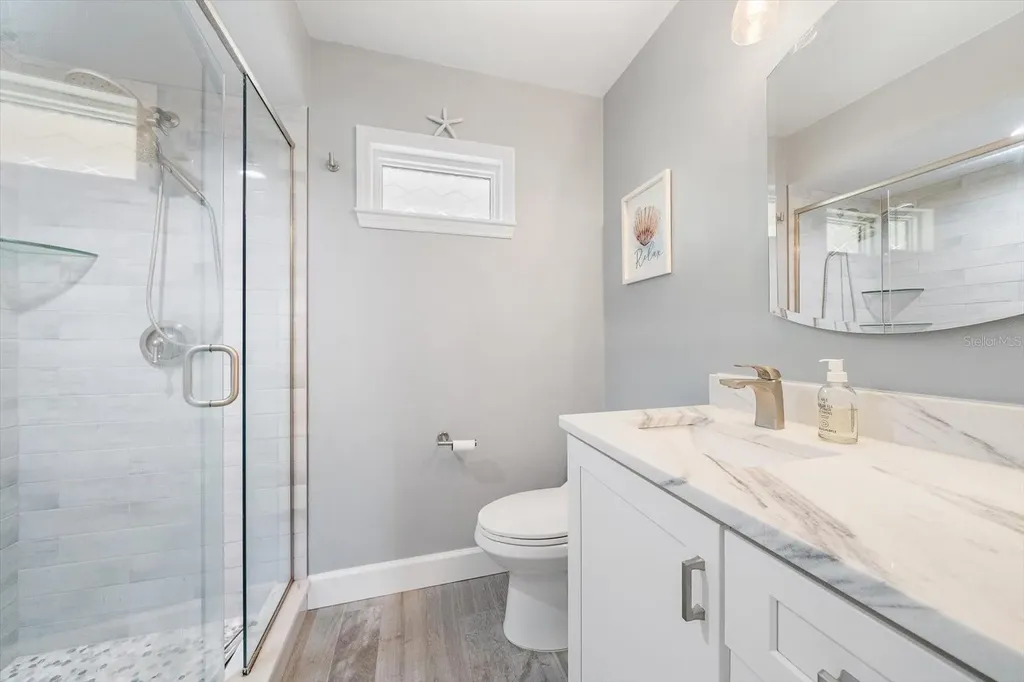 5940 Driftwood Avenue Sarasota FL 34231