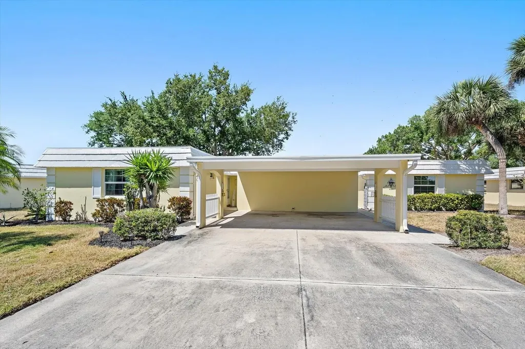 5940 Driftwood Avenue Sarasota FL 34231