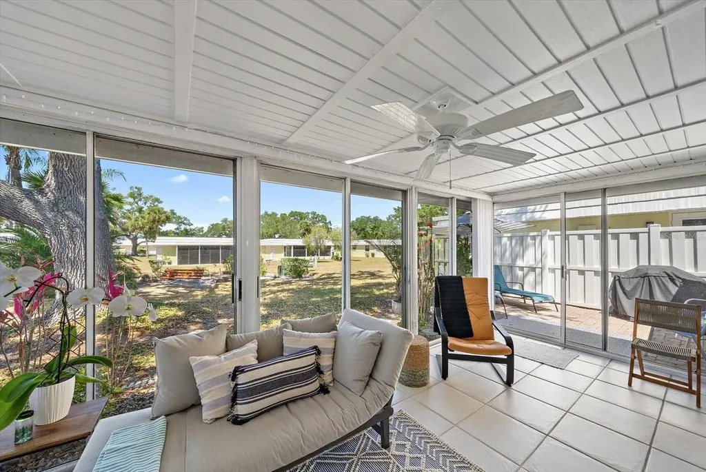 5940 Driftwood Avenue Sarasota FL 34231
