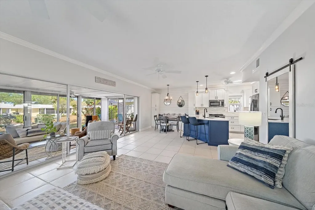 5940 Driftwood Avenue Sarasota FL 34231