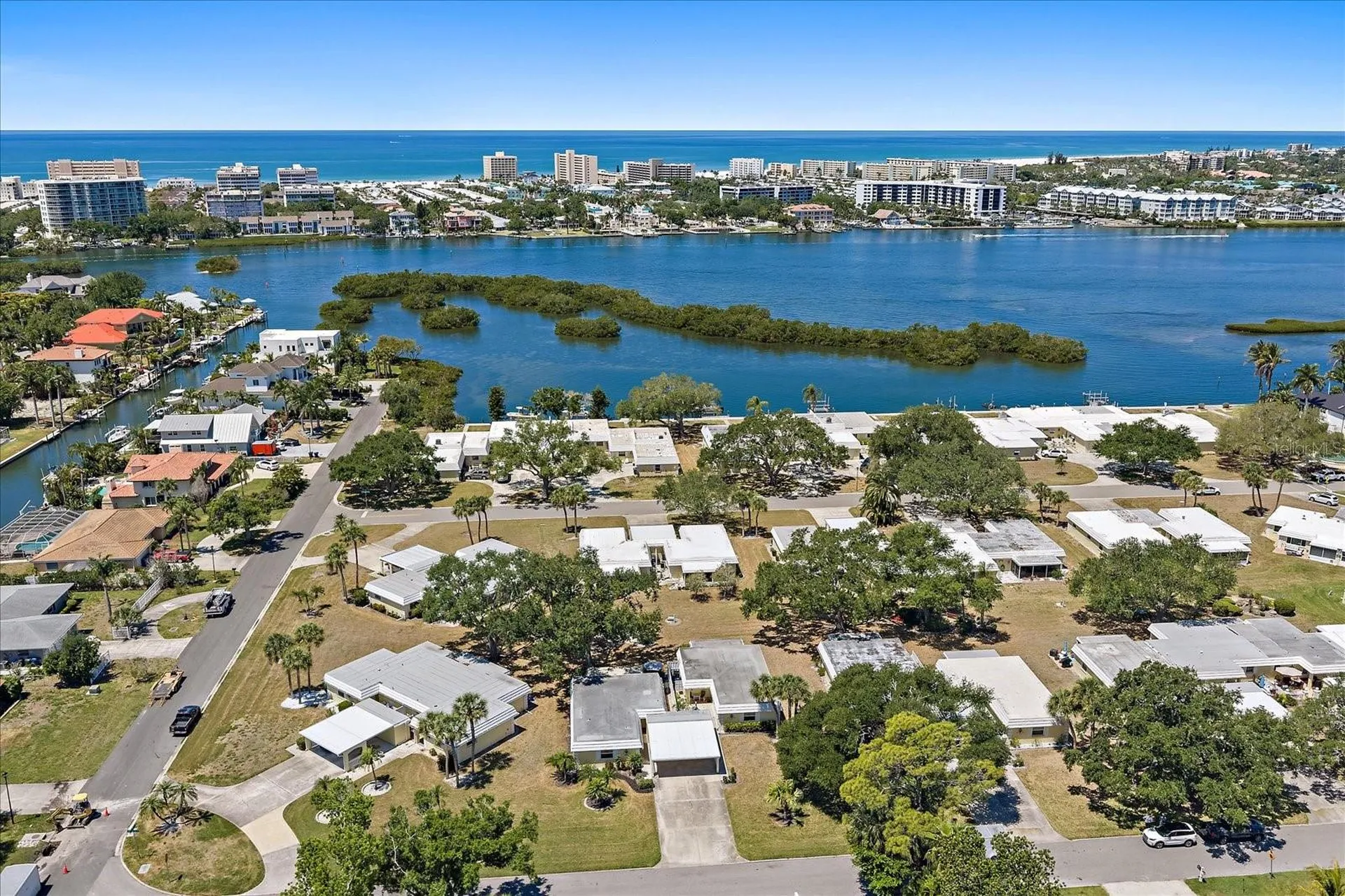 5940 Driftwood Avenue Sarasota FL 34231