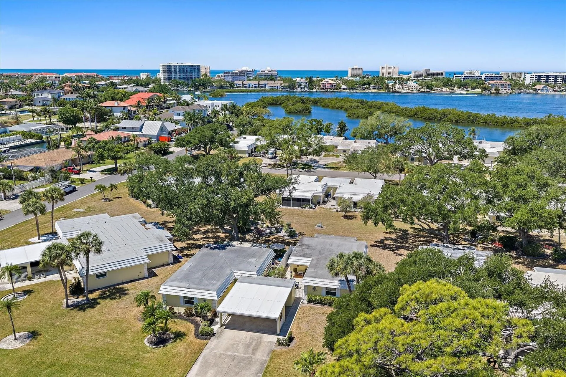 5940 Driftwood Avenue Sarasota FL 34231