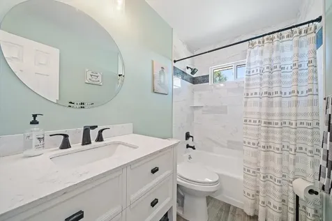 5940 Driftwood Avenue Sarasota FL 34231