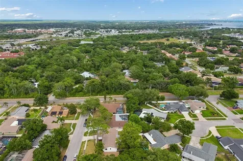 3431 Deerfield Lane Clearwater FL 33761