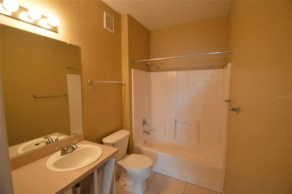 852 Grand Regency Point Altamonte Springs FL 32714