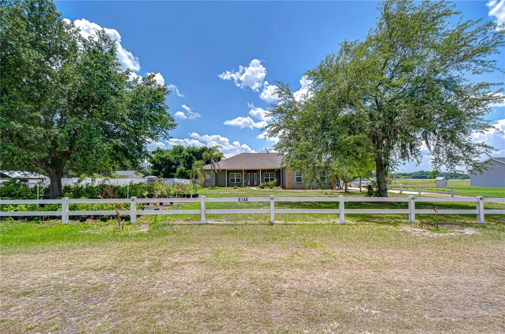 4036 Moores Lake Road Dover FL 33527