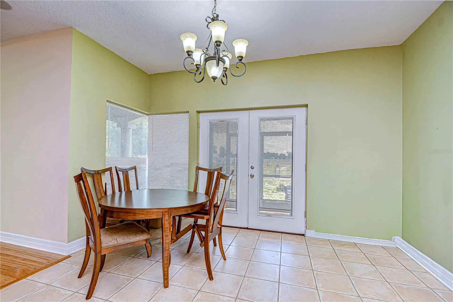 4036 Moores Lake Road Dover FL 33527