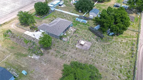 4036 Moores Lake Road Dover FL 33527