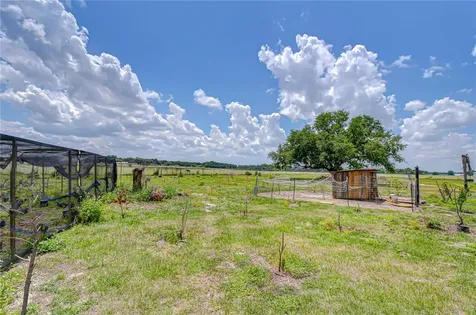 4036 Moores Lake Road Dover FL 33527