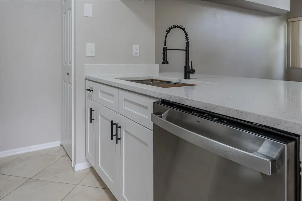 5004 Laguna Bay Circle Kissimmee FL 34746