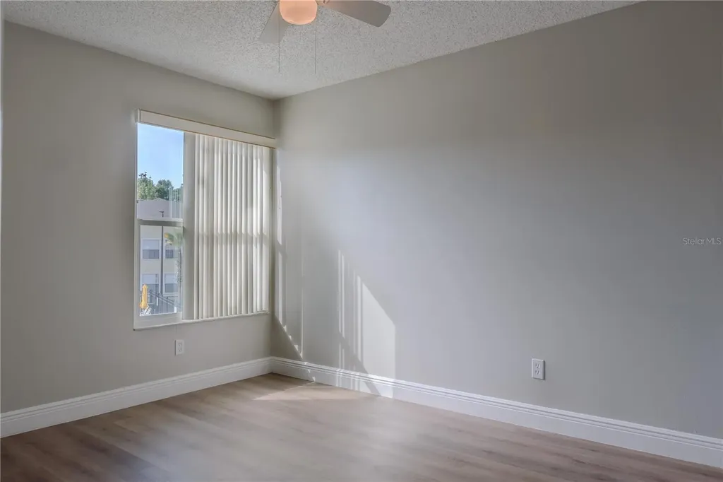 5004 Laguna Bay Circle Kissimmee FL 34746