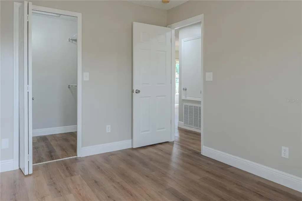 5004 Laguna Bay Circle Kissimmee FL 34746