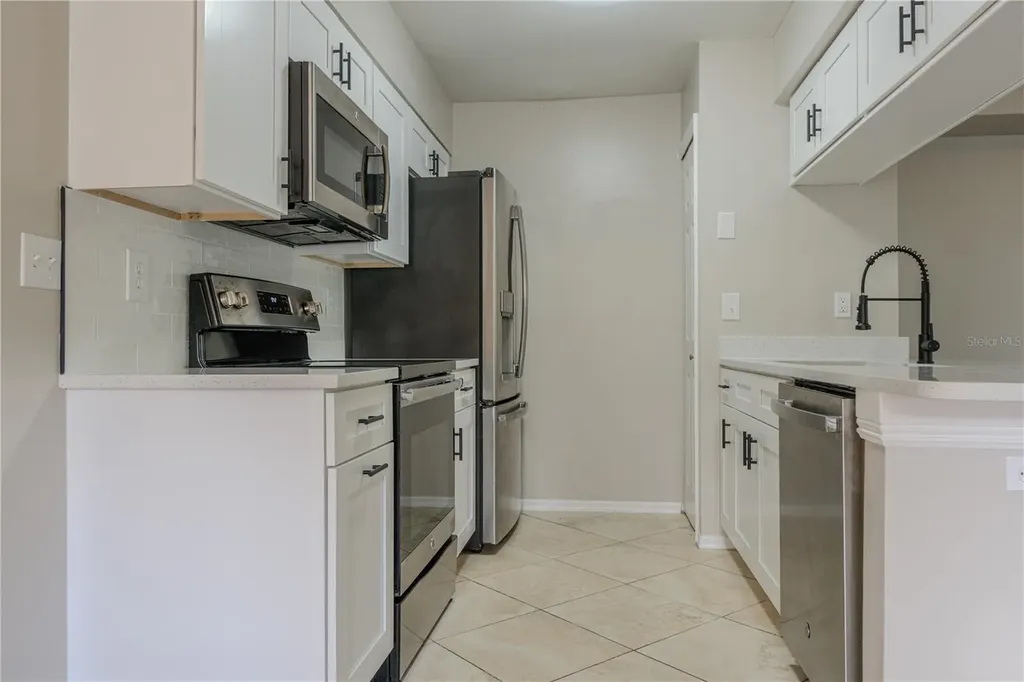 5004 Laguna Bay Circle Kissimmee FL 34746