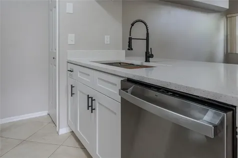 5004 Laguna Bay Circle Kissimmee FL 34746