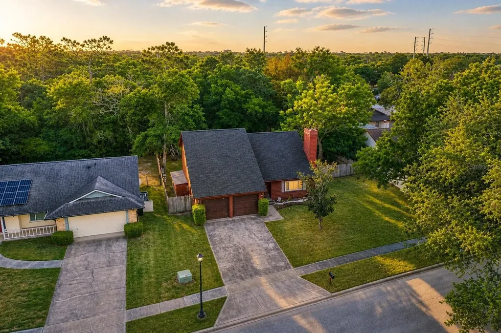 825 Mellowood Avenue Orlando FL 32825