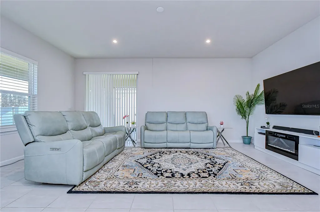 10422 Gliding Eagle Way Land O Lakes FL 34638