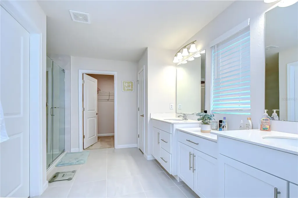 10422 Gliding Eagle Way Land O Lakes FL 34638
