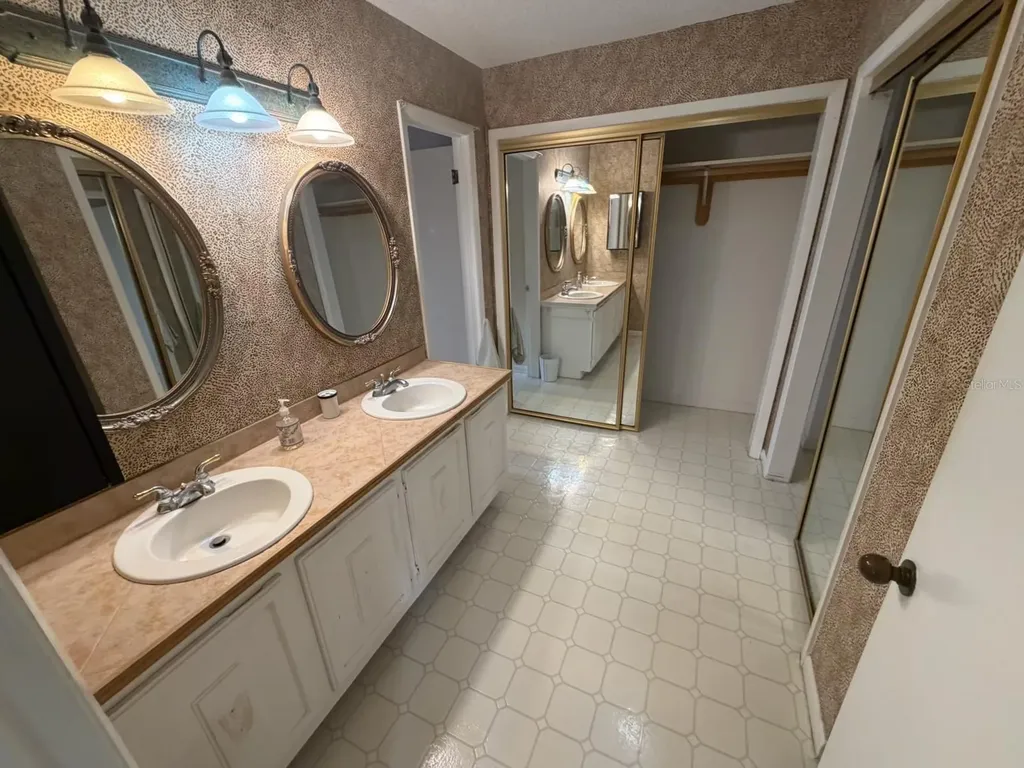 4836 Pebble Beach Drive Orlando FL 32811