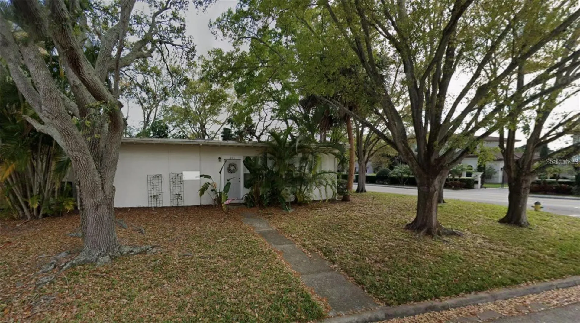 535 Monterey Boulevard NE St Petersburg FL 33704