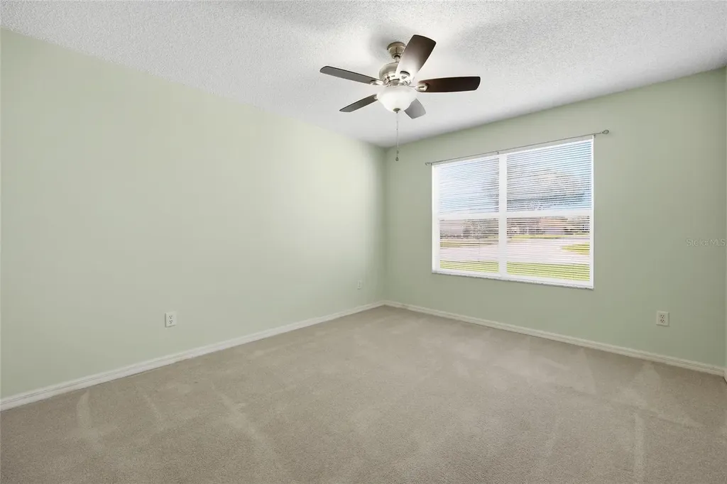 17705 SE 93rd Hawthorne Avenue The Villages FL 32162