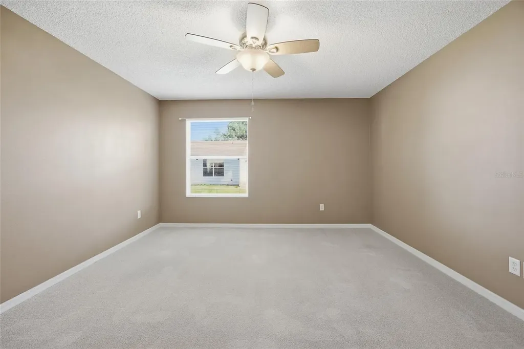 17705 SE 93rd Hawthorne Avenue The Villages FL 32162