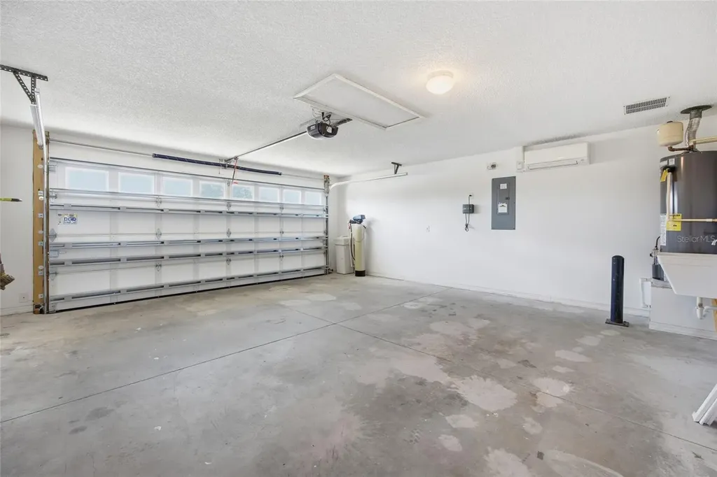 17705 SE 93rd Hawthorne Avenue The Villages FL 32162