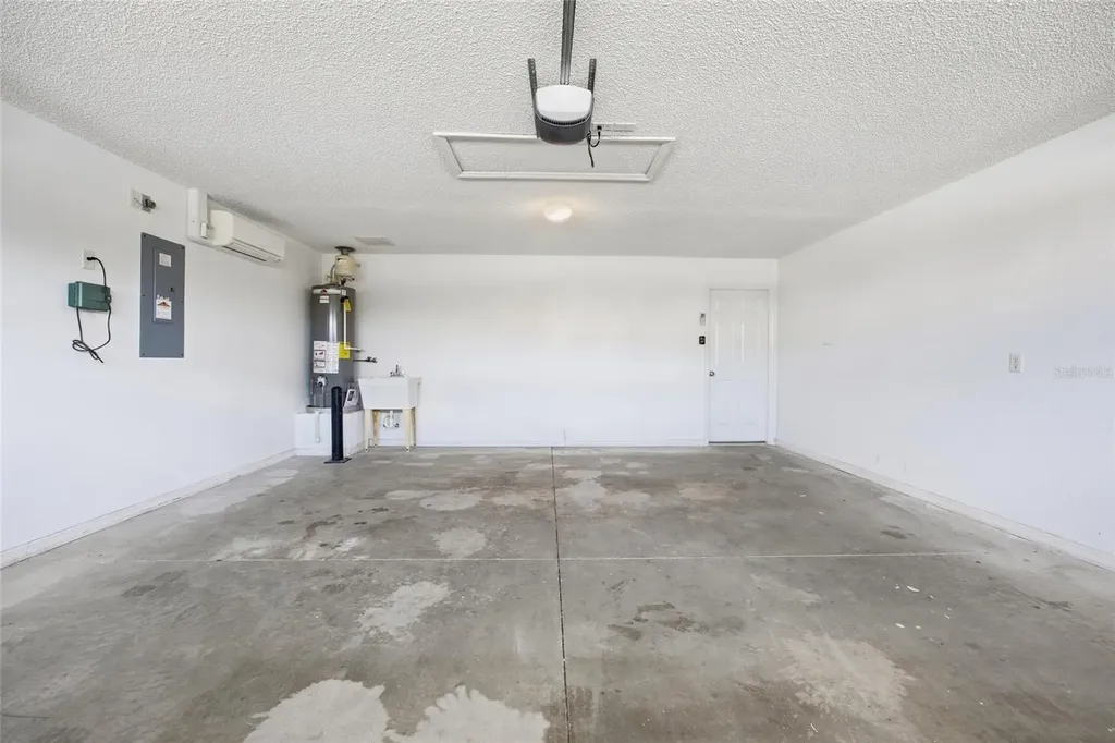 17705 SE 93rd Hawthorne Avenue The Villages FL 32162