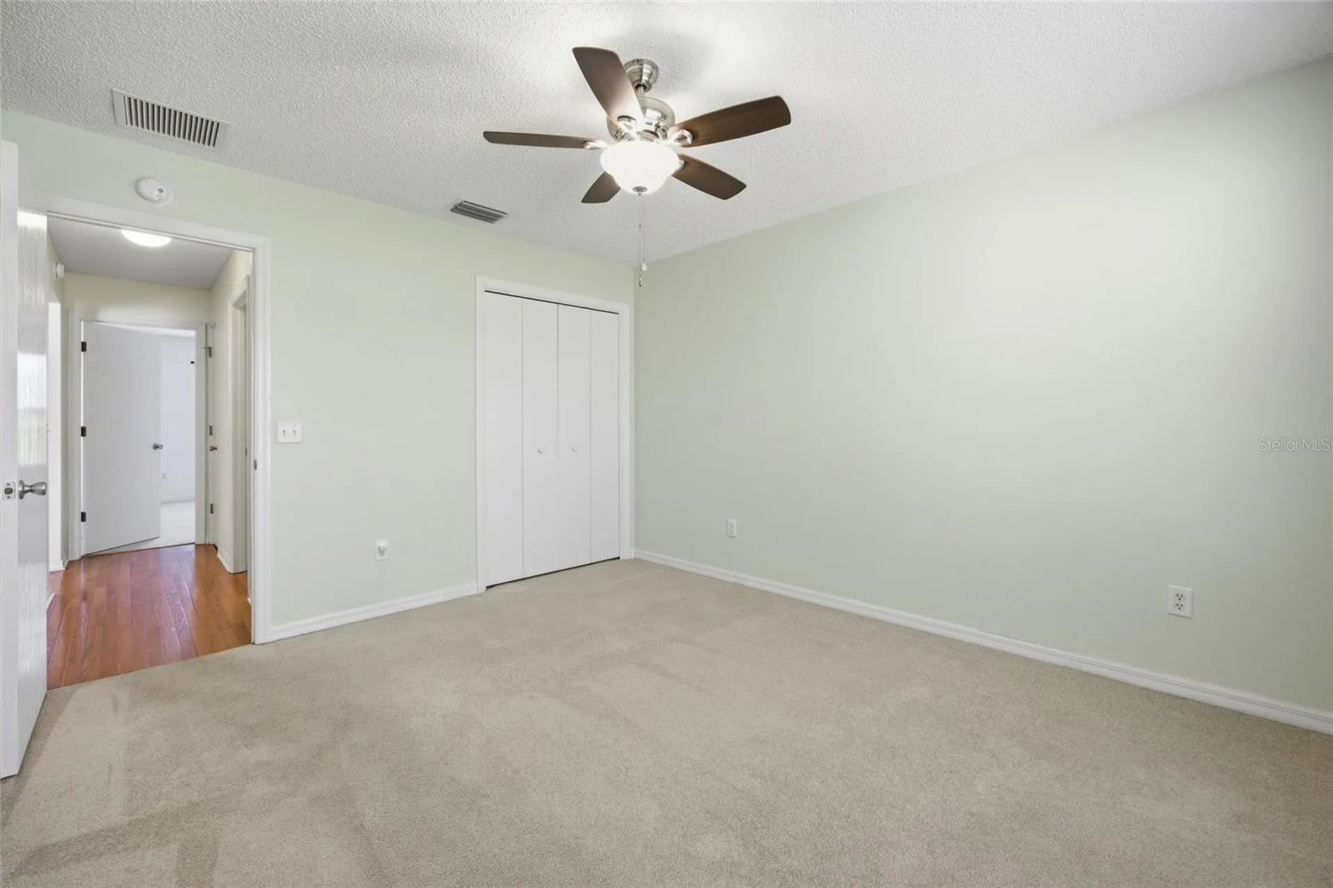 17705 SE 93rd Hawthorne Avenue The Villages FL 32162